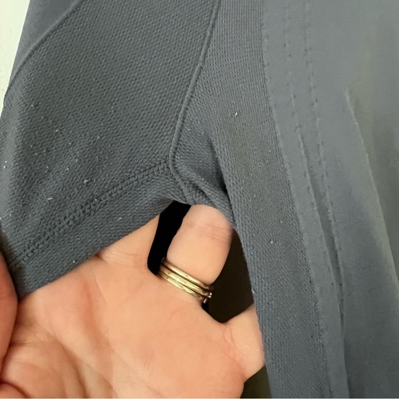 Bundle of Three Gaiam Yoga Warrior Tops in Navy Green and Burgundy size Large - Picture 14 of 16